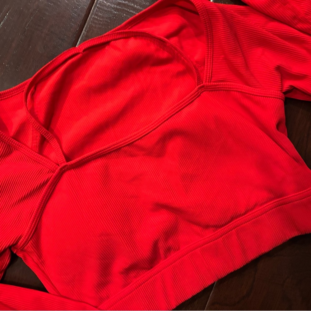 Halara Red Ribbed Halter Strap Thumb Hole Cropped Yoga Sports Top Size Small - Picture 3 of 4